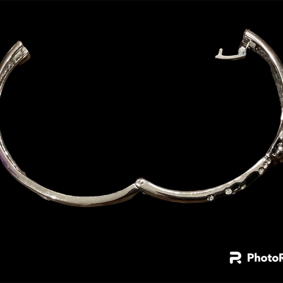 🎉Host Pick🎉 Austrian crystal Leopard bangle bracelet. NWOT. Gold plated - Picture 2 of 3